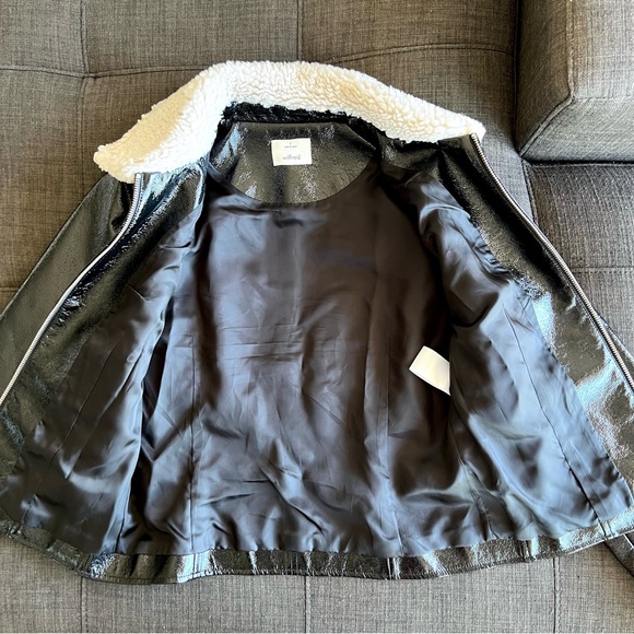 Aritzia Wilfred Tempest Jacket • Black Faux Leather Vegan Sherpa - Size S - Picture 3 of 4